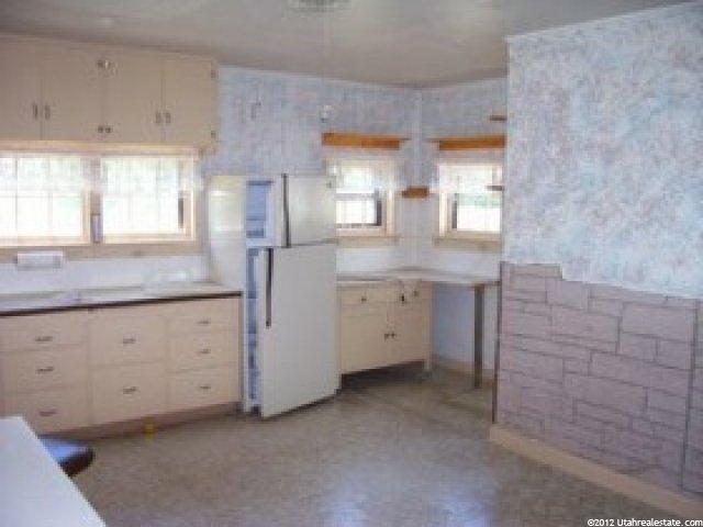 420 N 100 E, Hinckley, UT 84635 — photo 5