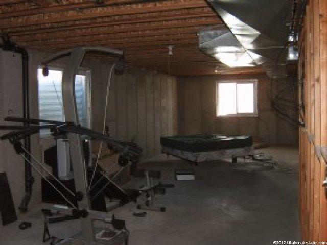 5894 S 3325 W, Roy, UT 84067 — photo 10