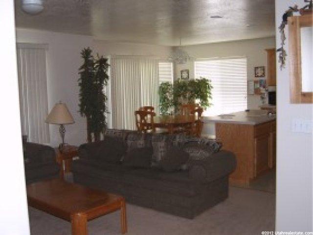 5894 S 3325 W, Roy, UT 84067 — photo 3
