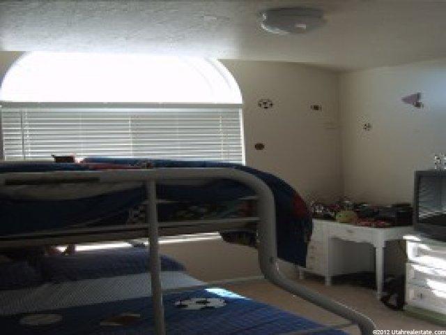 5894 S 3325 W, Roy, UT 84067 — photo 12