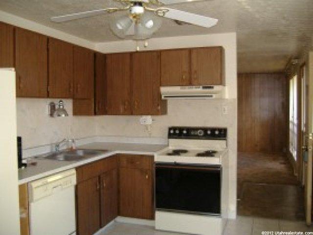 688 Canfield Dr, Ogden, UT 84404 — photo 7