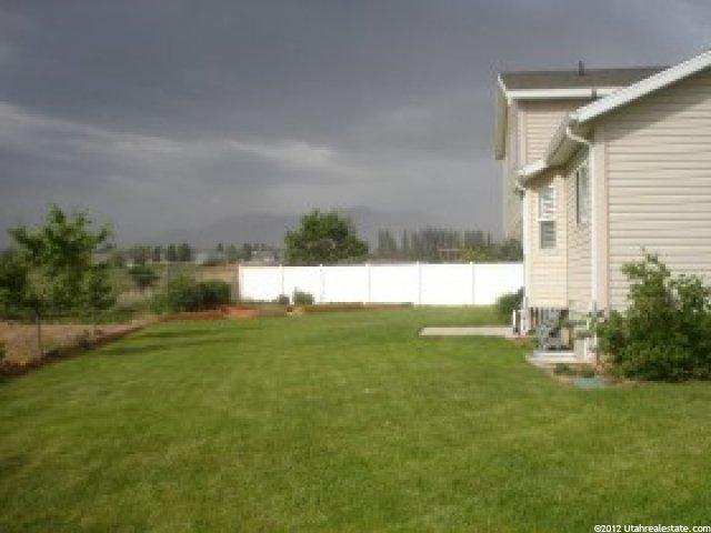 1615 N 250 E, Layton, UT 84041 — photo 2
