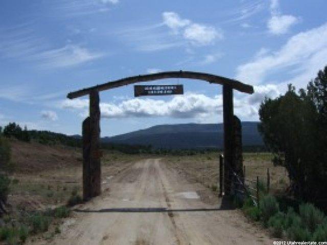 12495 E Solitude Dr #41, Lapoint, UT 84039 — photo 2