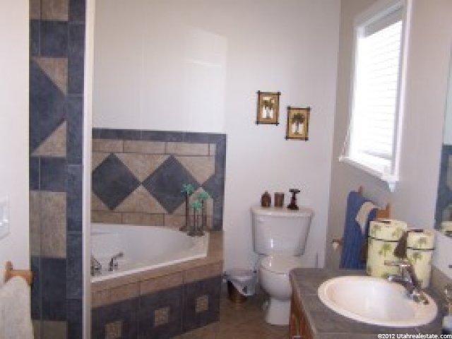 878 S 100 W, Mona, UT 84645 — photo 5