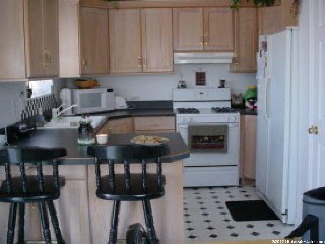 433 S 1200 W, Logan, UT 84321 — photo 3