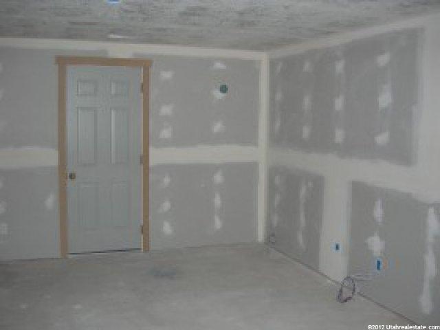 161 W 300 S, Hyde Park, UT 84318 — photo 10