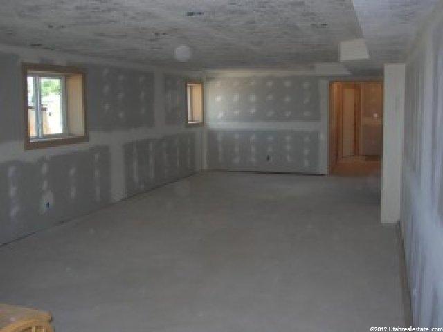 161 W 300 S, Hyde Park, UT 84318 — photo 11