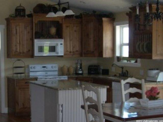 161 W 300 S, Hyde Park, UT 84318 — photo 12