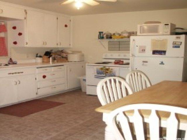 4583 Atwood Blvd, Murray, UT 84107 — photo 3