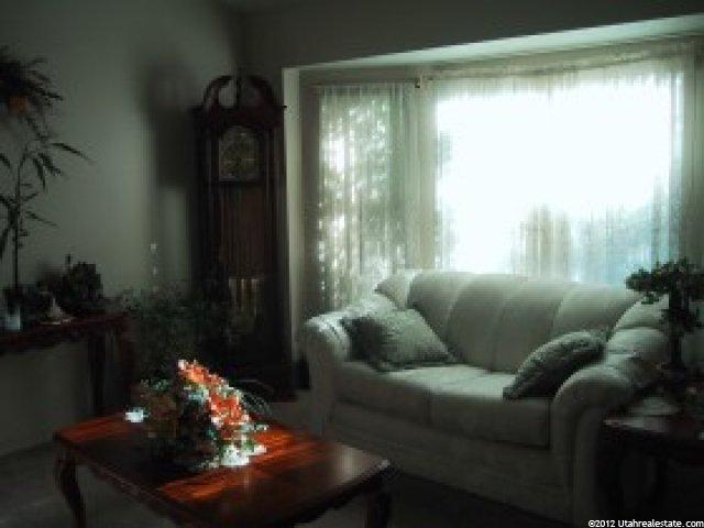 8041 S 865 E, Sandy, UT 84094 — photo 4