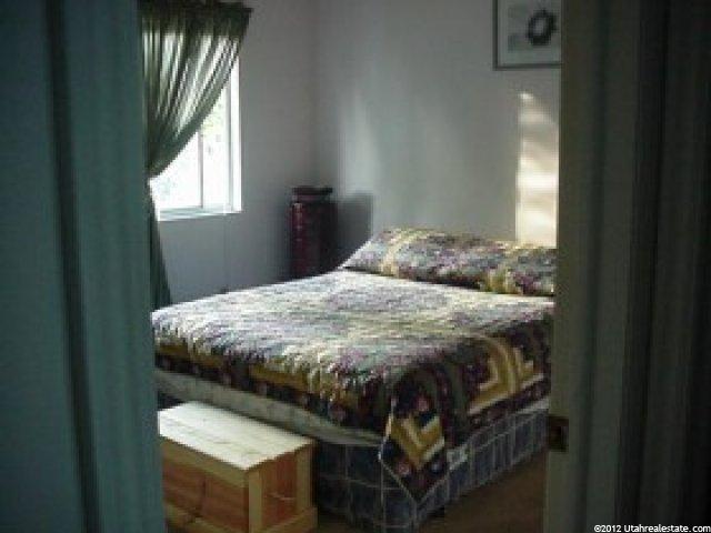 881 Sunflower Dr, Ogden, UT 84404 — photo 6