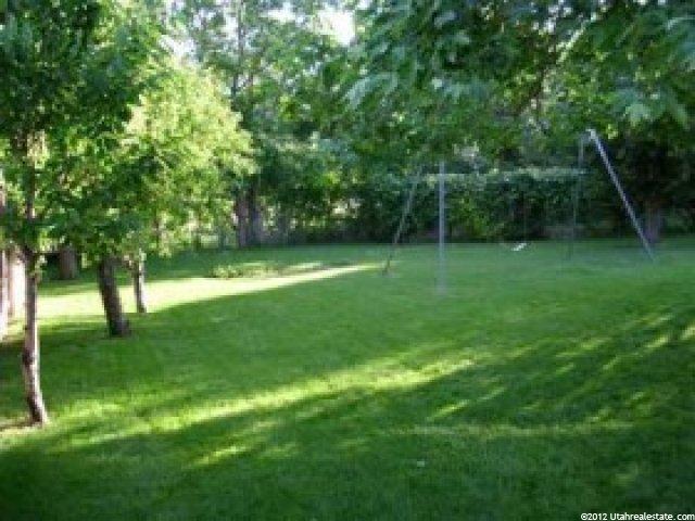 245 Briarwood Dr, Centerville, UT 84014 — photo 3
