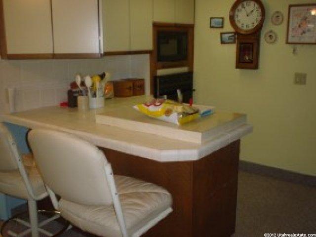952 Thornfield Rd, Kaysville, UT 84037 — photo 5