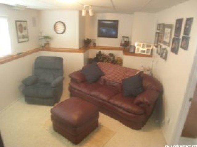 333 S 600 W, Layton, UT 84041 — photo 2