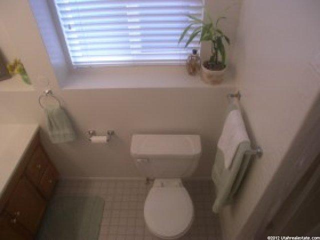 333 S 600 W, Layton, UT 84041 — photo 9