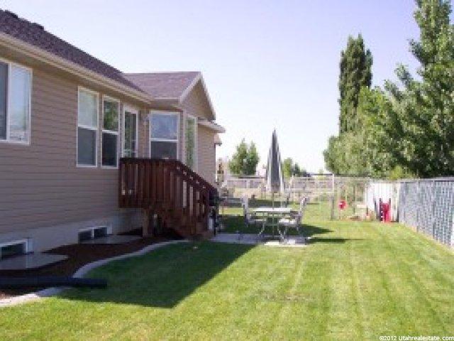2018 N 2530 W, Clinton, UT 84015 — photo 2