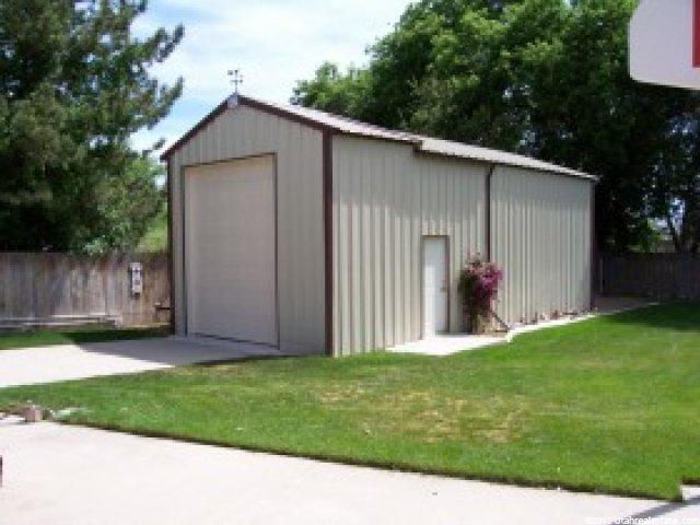 10310 S Weeping Willow Dr, Sandy, UT 84070 — photo 8