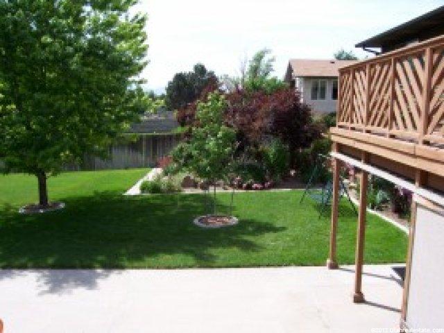 10310 S Weeping Willow Dr, Sandy, UT 84070 — photo 9
