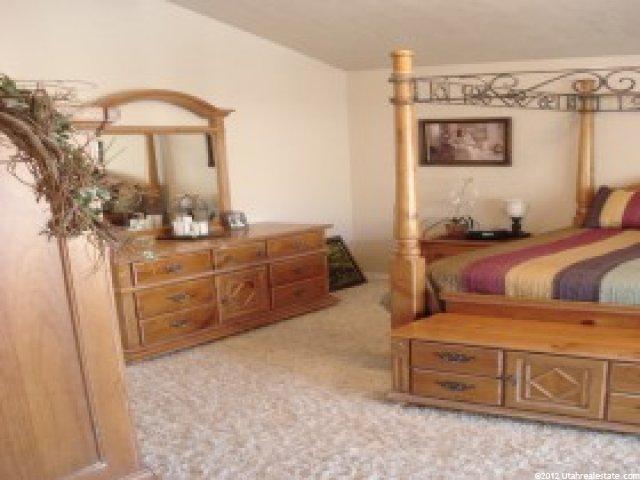 490 Ariane Way, Centerville, UT 84014 — photo 5