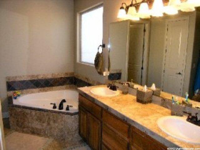 1684 W 3530 S, Bloomington, UT 84790 — photo 6
