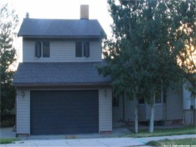 9904 Lannae Dr, Sandy, UT 84094 — photo 2