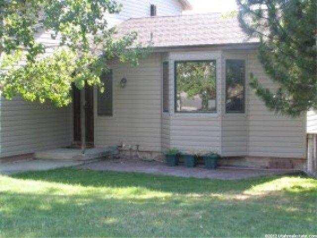 9904 Lannae Dr, Sandy, UT 84094 — photo 3
