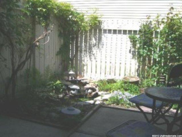 105 W Pheasantbrook Dr, Centerville, UT 84014 — photo 3