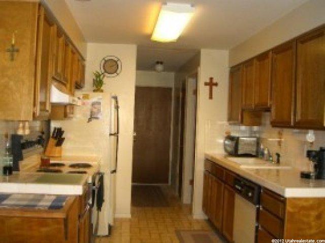 105 W Pheasantbrook Dr, Centerville, UT 84014 — photo 7