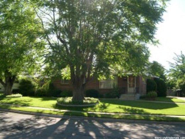 161 Sycamore Cir, Clearfield, UT 84015 — photo 2