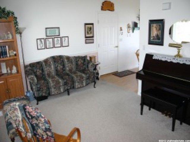 325 Bluff St, Providence, UT 84332 — photo 6