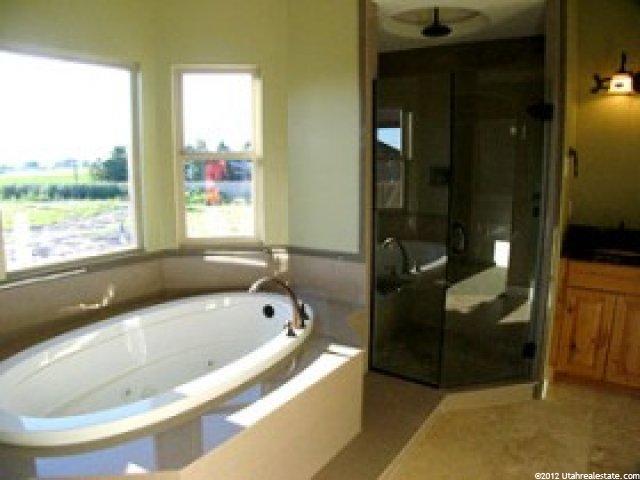 2599 S 3075 W, West Haven, UT 84401 — photo 5