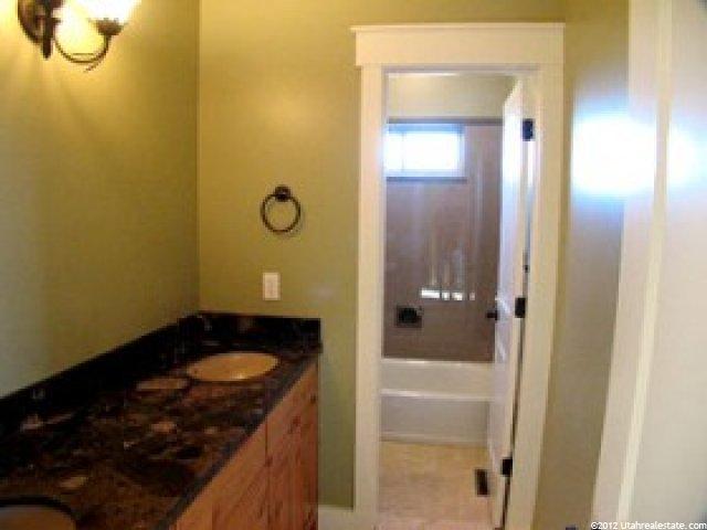 2599 S 3075 W, West Haven, UT 84401 — photo 9