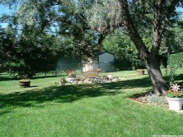 892 Larkspur Dr, Sandy, UT 84094 — photo 2