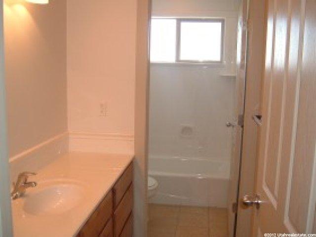 82 W 2400 N, Layton, UT 84041 — photo 10