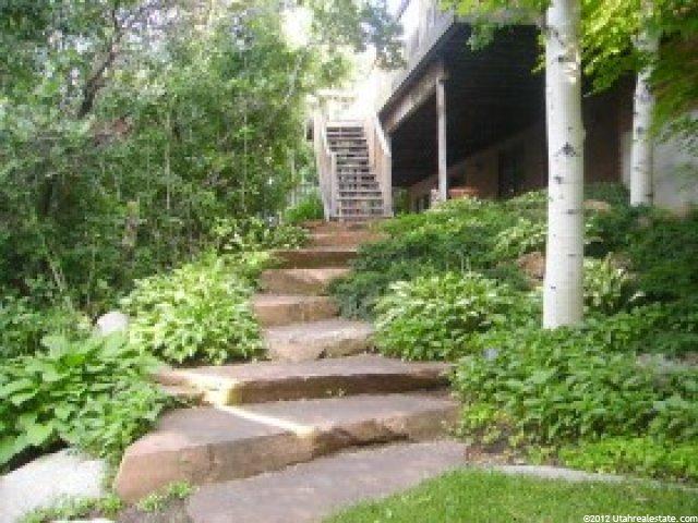 27 S Northridge Way E, Sandy, UT 84092 — photo 3