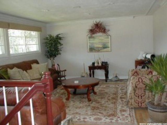 843 E Holly Ave, Murray, UT 84107 — photo 2