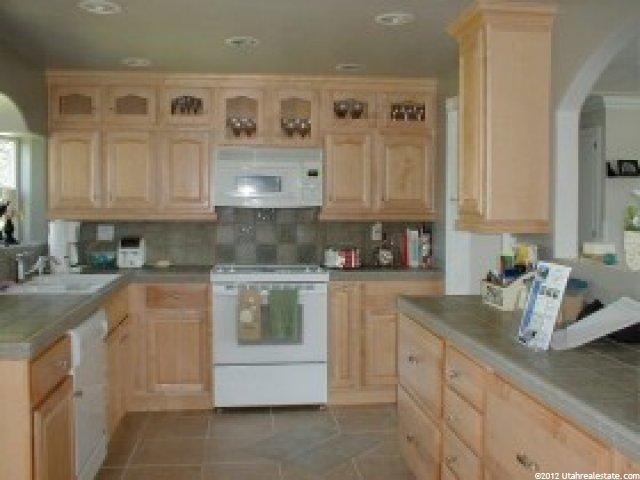 843 E Holly Ave, Murray, UT 84107 — photo 3
