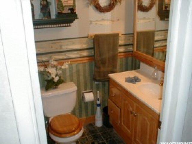 843 E Holly Ave, Murray, UT 84107 — photo 7