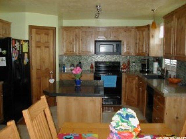 2133 S 175 E, Clearfield, UT 84015 — photo 2