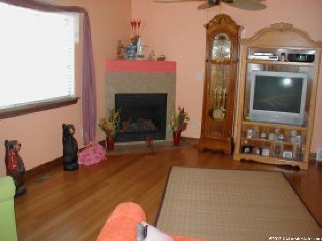 2133 S 175 E, Clearfield, UT 84015 — photo 4