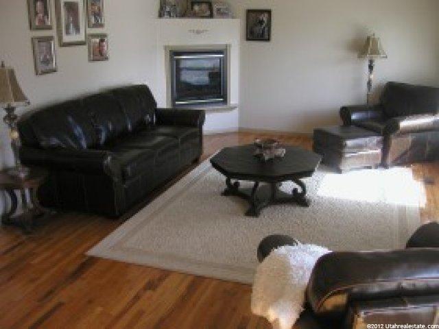 4235 Jefferson Ave, South Ogden, UT 84403 — photo 2