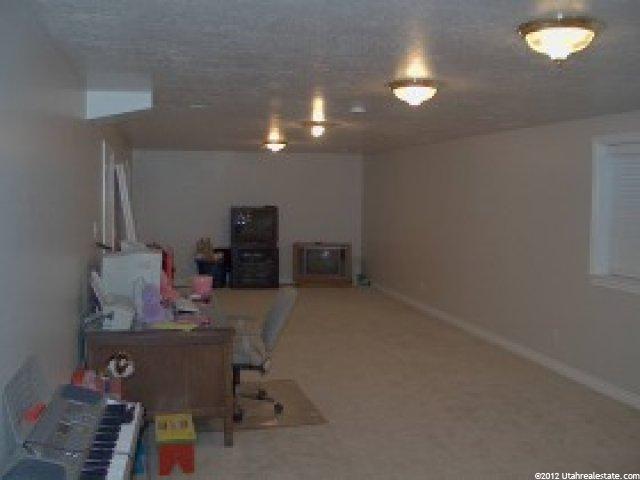 1472 N Evergreen Ln E, Layton, UT 84040 — photo 5
