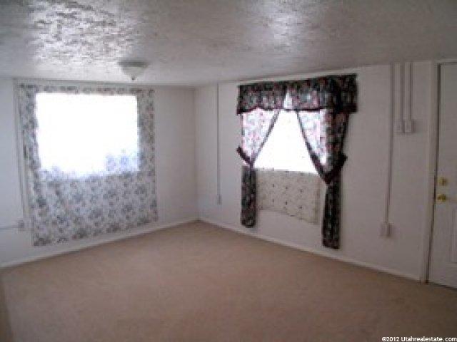 512 Leona Dr, Ogden, UT 84403 — photo 3