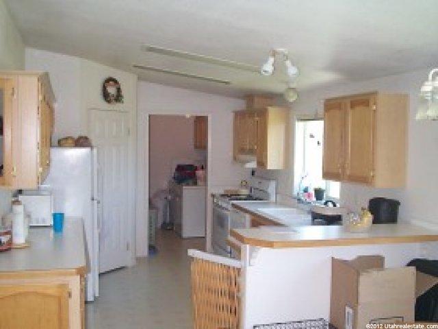 5142 S 2875 W, Roy, UT 84067 — photo 6