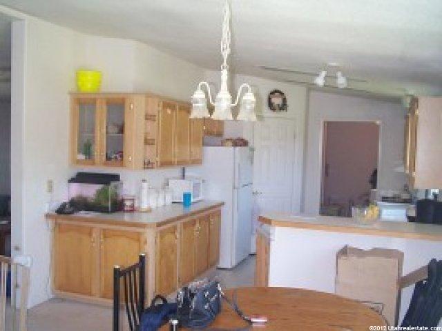 5142 S 2875 W, Roy, UT 84067 — photo 7