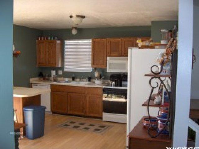 1294 N 1000 E, Layton, UT 84040 — photo 4