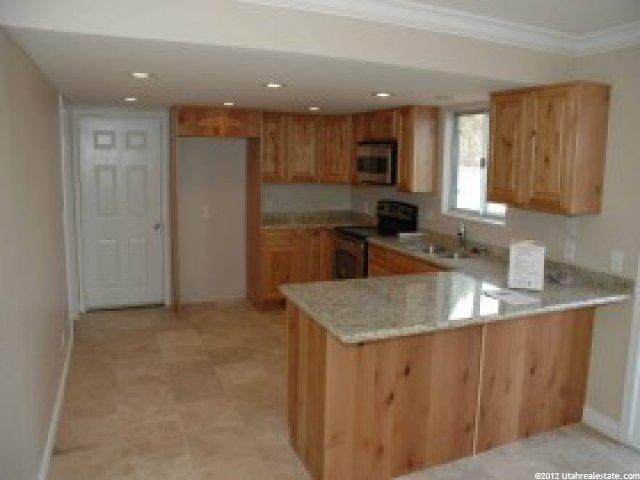 11817 Hidden Valley Rd, Sandy, UT 84092 — photo 2