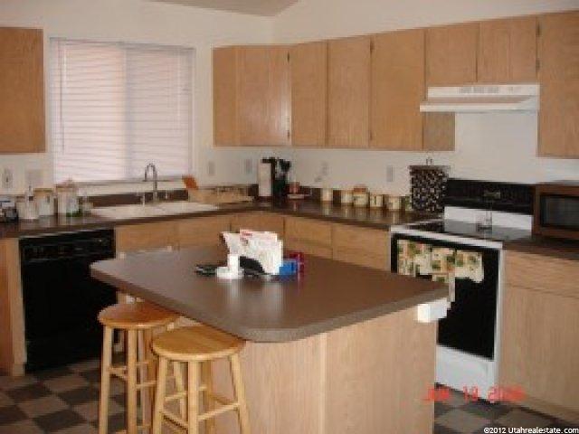 5249 S 3925 W, Roy, UT 84067 — photo 6