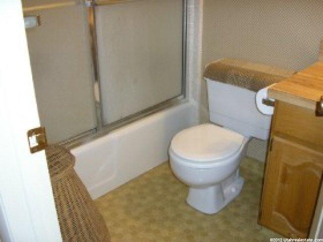 5535 S 1025 E, Ogden, UT 84405 — photo 7
