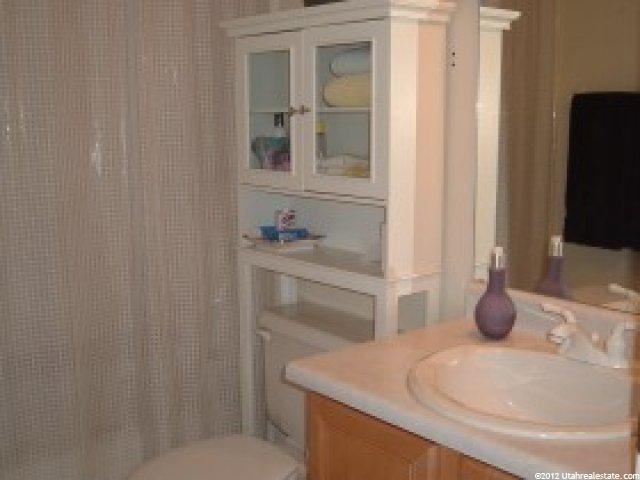 967 S Courtyard Ln E, Centerville, UT 84014 — photo 12